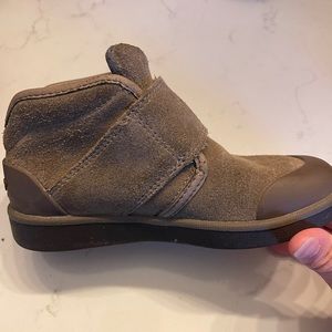 Bogs kids, Sammy waterproof sneaker, tan size 11 toddler